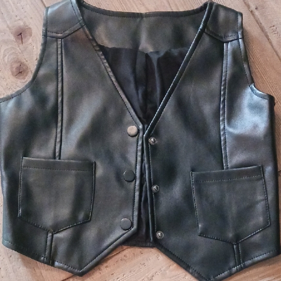 Fallorchid Stylish Black Kids Vest, Size M (6-7) - Picture 4 of 4